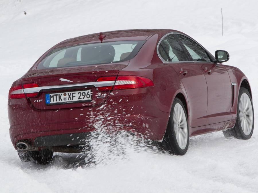  Jaguar XF 3.0 AWD Option Pack 2012 года  (фото 3 из 3)